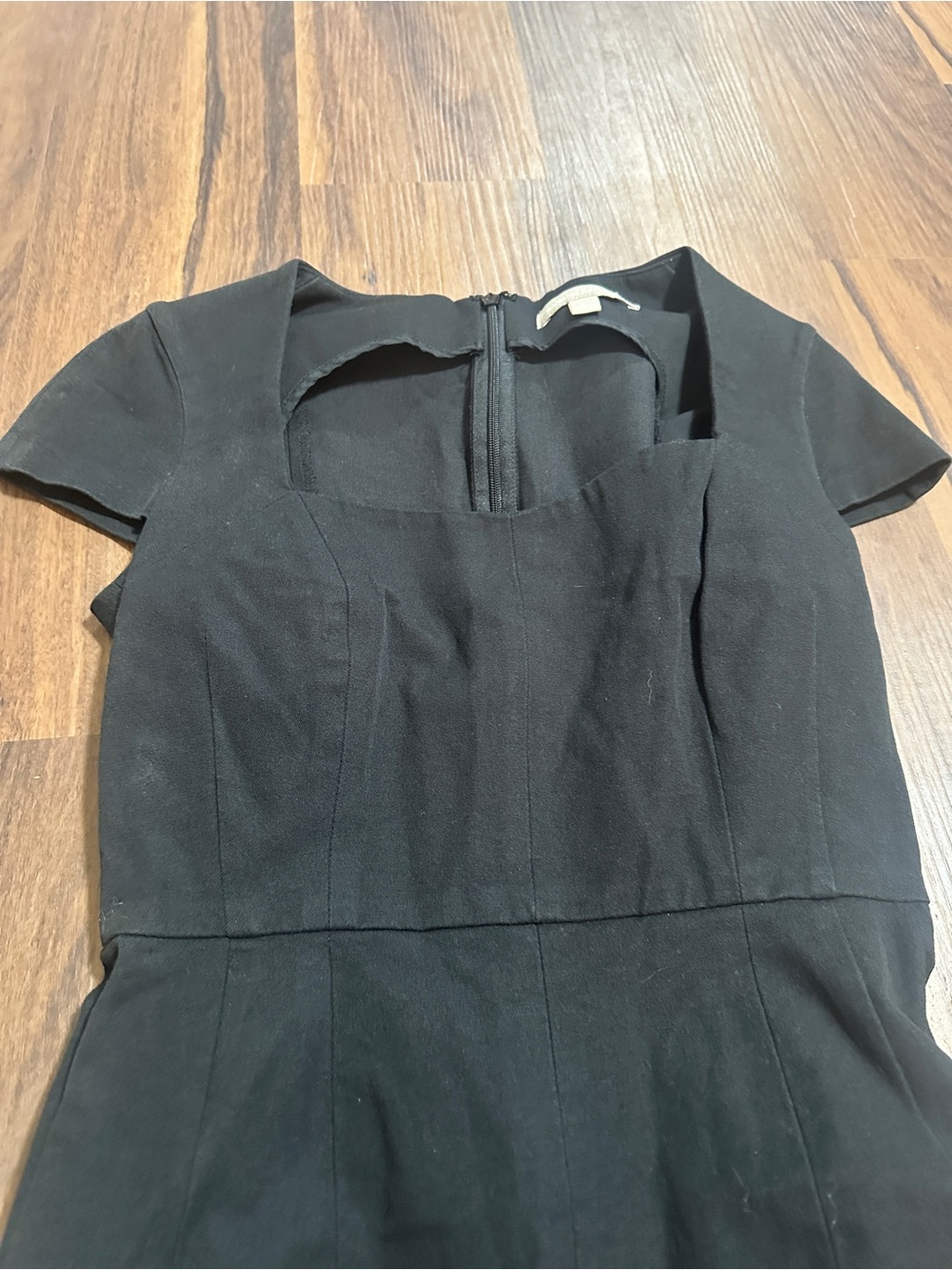 Banana Republic Black Cap-Sleeve Sheath Dress - Picture 2 of 7